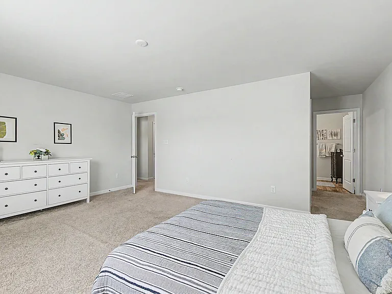 49 Fairhill Ave — Photo 17