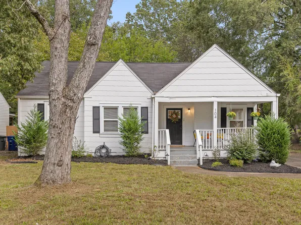 104 N Moore Rd, Chattanooga, TN 37411