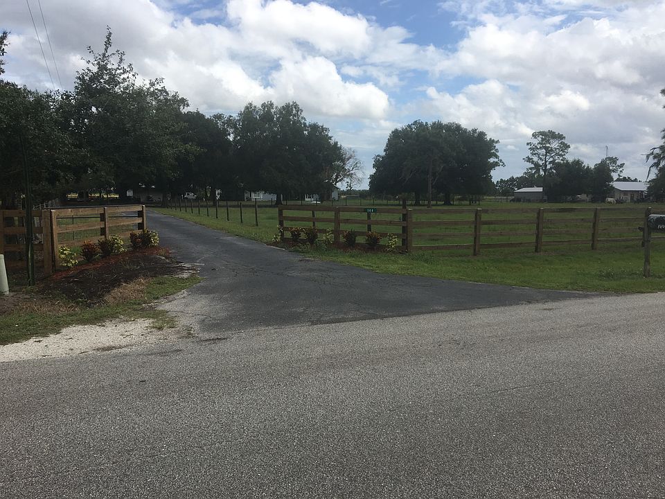1st image of 144 Park Land Dr