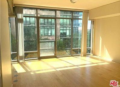 1st image of 1100 S Hope St APT 607