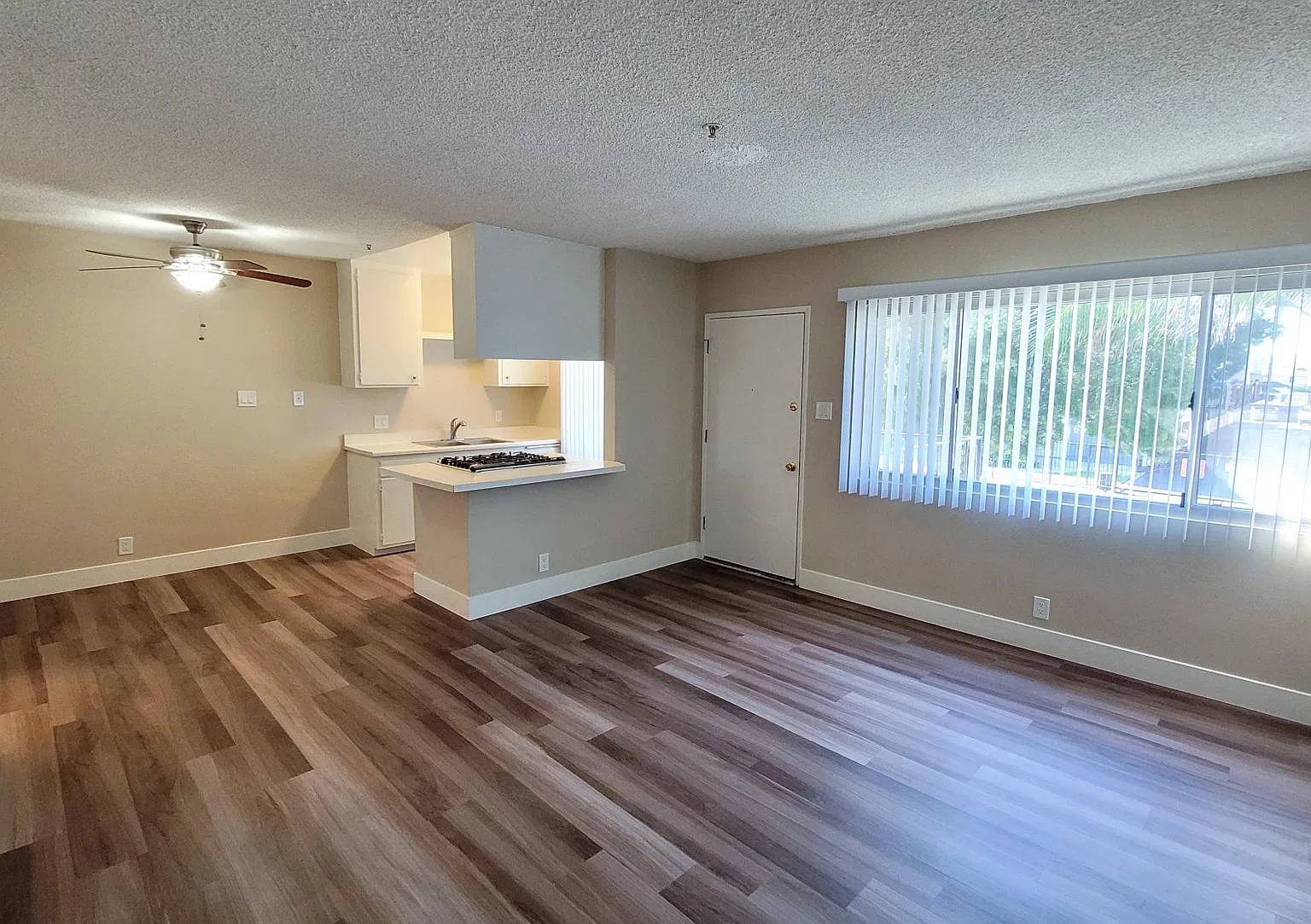 g405 — Photo 2