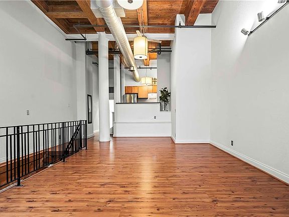 4th image of 609 Central St APT 1103