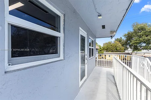 3265 Griffin Rd Photo 1