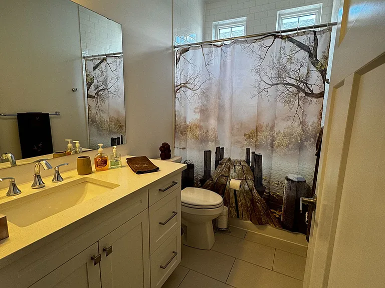 13 Julia Cres — Photo 10