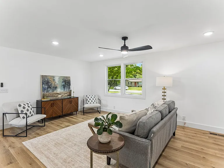 4006 Westwood Dr — Photo 4