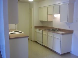 1700 Sunnyside Ave APT 42, Clovis, CA 93611