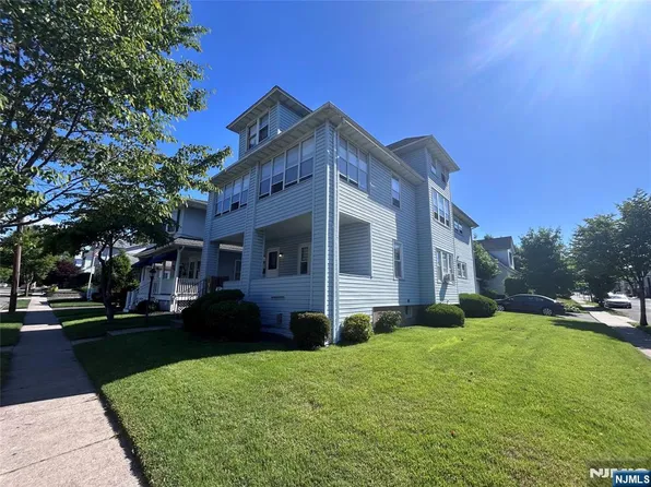 149 3rd Ave, Hawthorne, NJ 07506