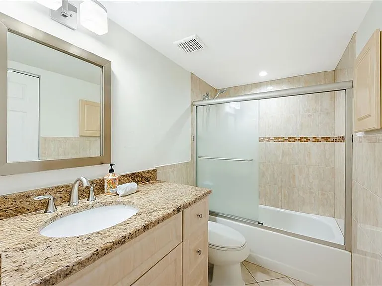 1933 Courtyard Way #D-103 — Photo 15