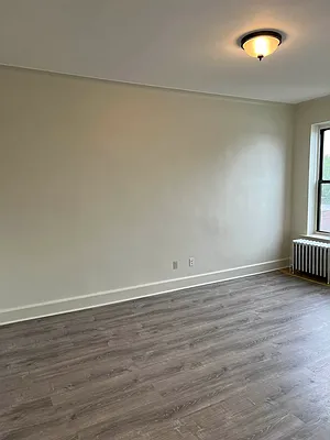 Rented by Ben Bay Realty Co. of Bay Ridge | media 64