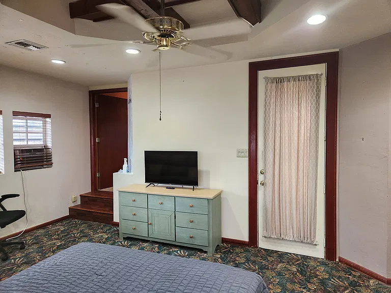 Cypress Lake Cir — Photo 8