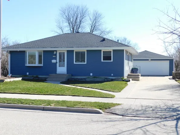 926 3rd AVENUE, Grafton, WI 53024