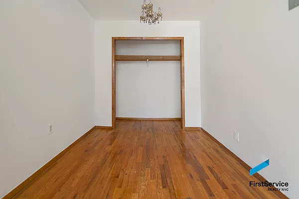 Rented by FirstService Realty (legacy) | media 14