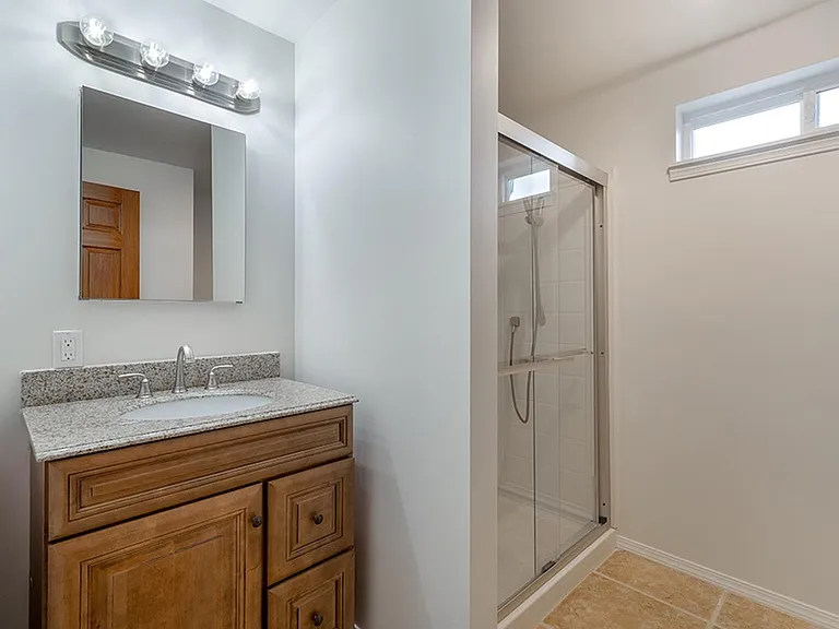 8912 NE Russell St — Photo 18