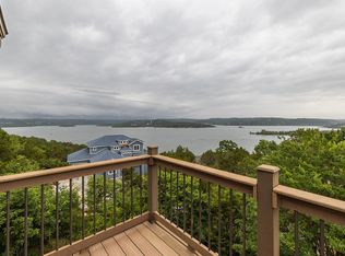 110 Lookout Dr, Blue Eye, MO 65611