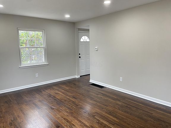 4th image of 3565 Bremen St