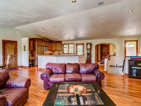Vaulted ceilings