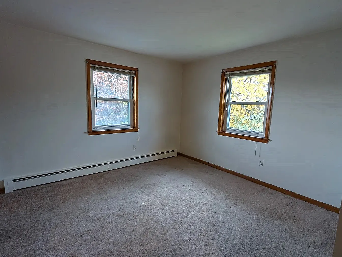 3 bed, 1180 sqft, $2,300 — Photo 3