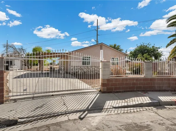 2821 Geist Cir, Las Vegas, NV 89115