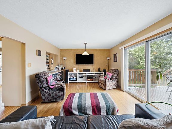 5th image of 500 Northmount Dr NW