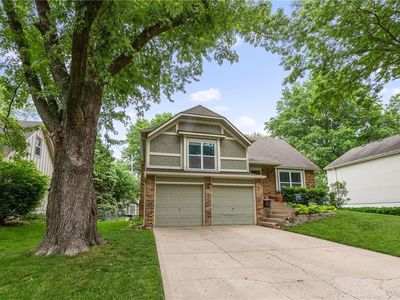 15213 S Locust St, Olathe, KS, 66062