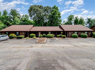 1812 Guyer St, High Pt, NC 27265