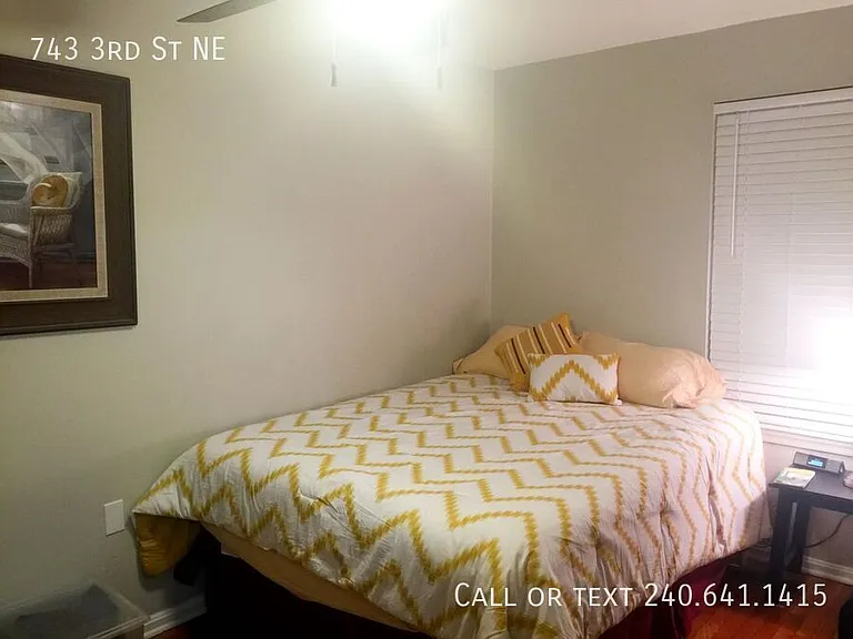 743 3rd St NE — Photo 8