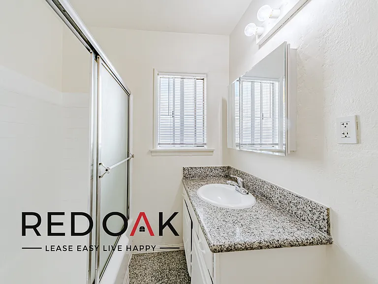 5317 Auckland Ave #3 — Photo 13