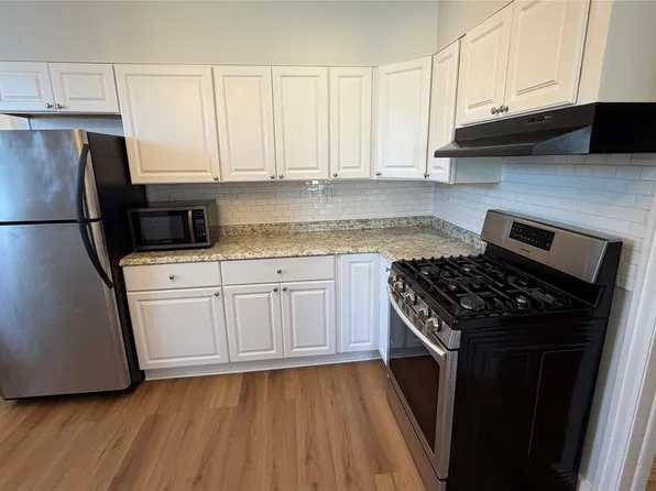 135 Webster Ave, Harrison, NY 10528