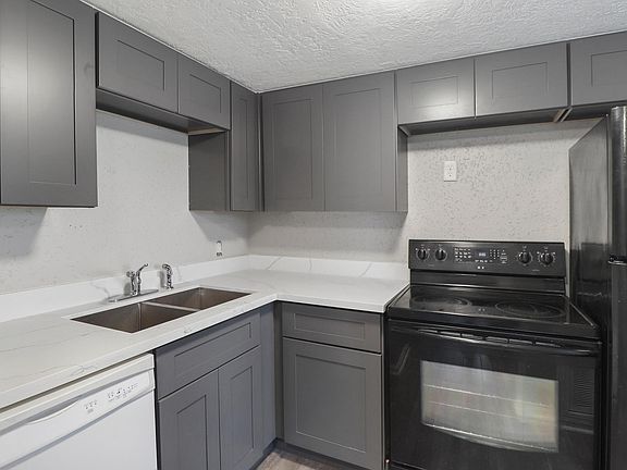 4th image of 1045 Deesport St APT B