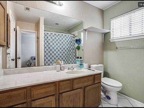 5th image of 6813 Outland Dr