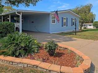 726 Trevino Dr, Lady Lake, FL 32159