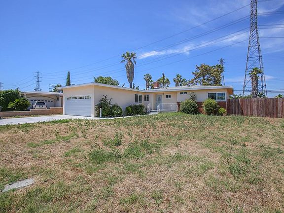 4th image of 2155 W Crestwood Ln