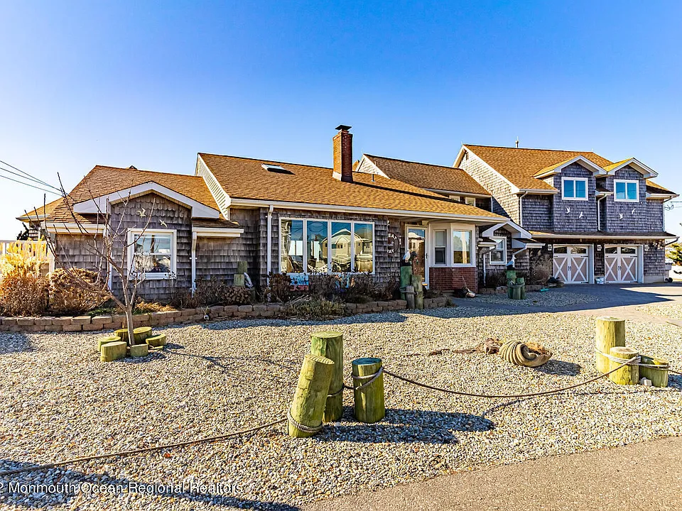 23 Harborside Dr W