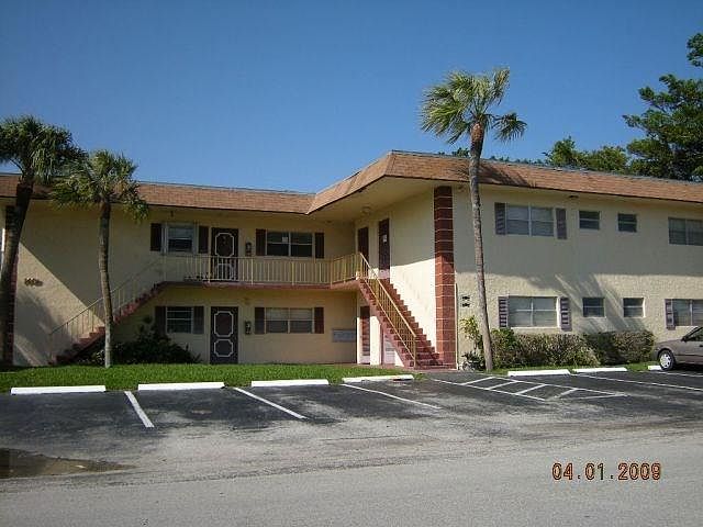1st image of 1421 NW 45th Ave #3