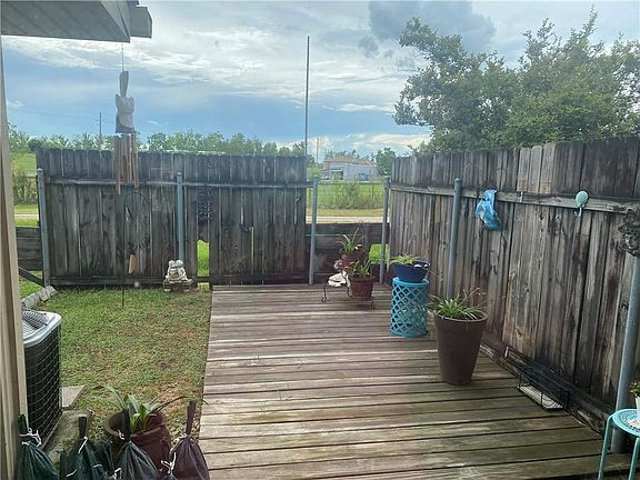 2nd image of 109 River Point Dr APT D