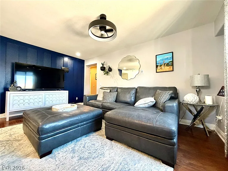 7170 Steubling Glen St — Photo 23