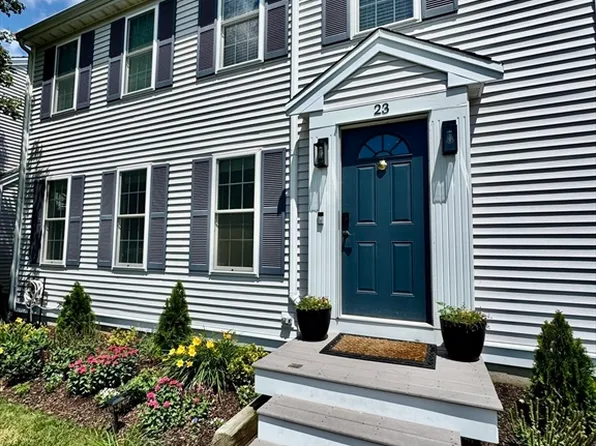 23 White St, Plymouth, MA 02360