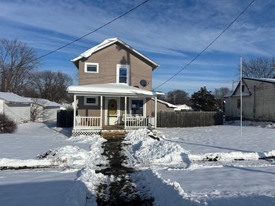1008 Main St, Center Point, IA, 52213