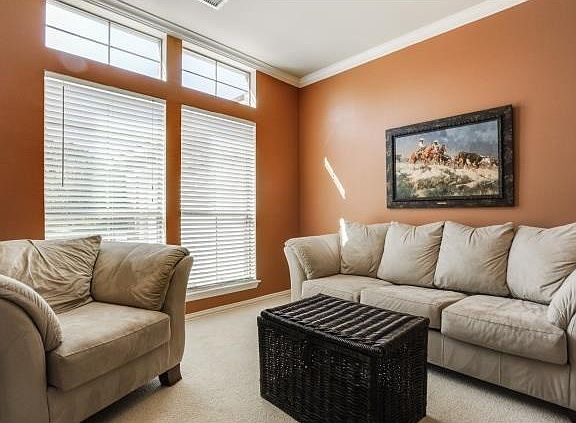 4th image of 3905 Lindale Dr