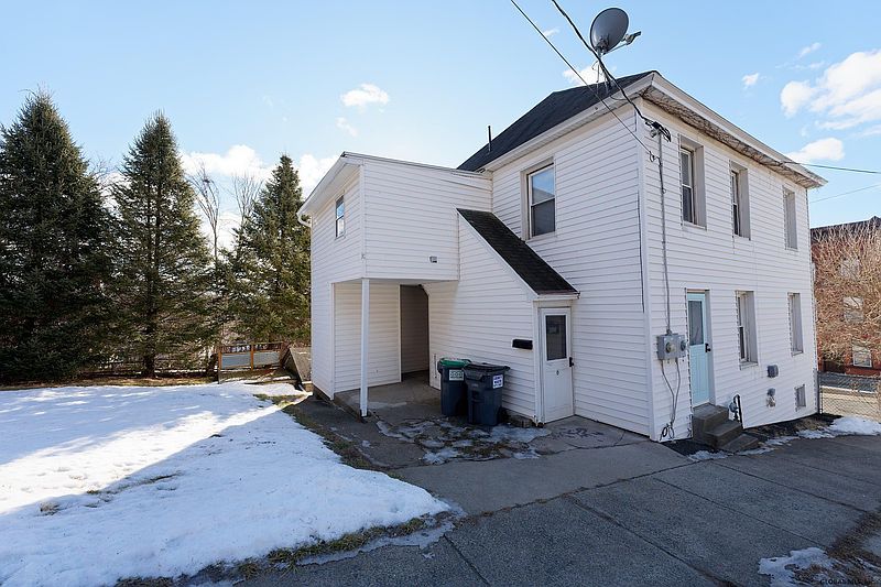 2nd image of 6 STILLWATER Avenue