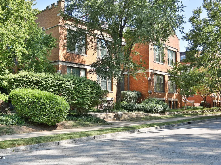 2525 George Rogers Clark Pl #T08 — Photo 2