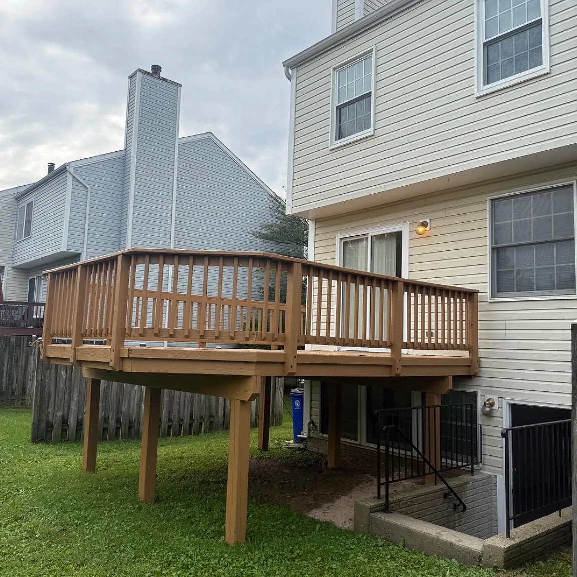 3 bed, 2.5 bath, 1636 sqft, $2,450 — Photo 3