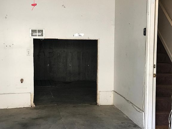 One Car Garage