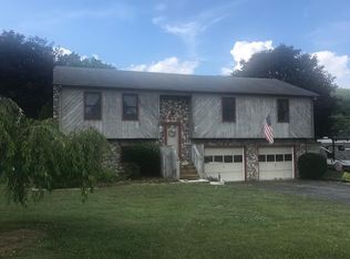 747 Ivanhoe Rd, Max Meadows, VA 24360