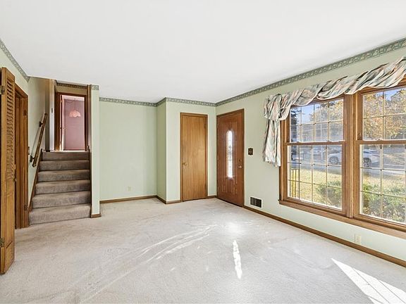 4th image of 5307 N Virginia Ave