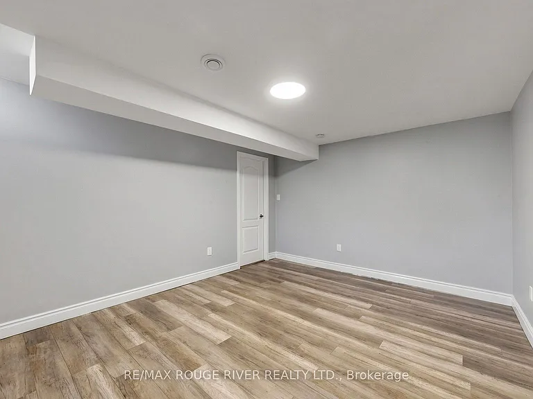 66 Telegraph Dr — Photo 41
