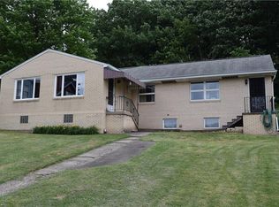 2126 Beaver Rd, Ambridge, PA 15003