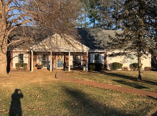 2623 Honeysuckle Ln, Henderson, KY 42420