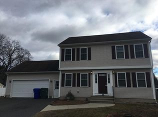 18 Hickox Pl, Springfield, MA 01104