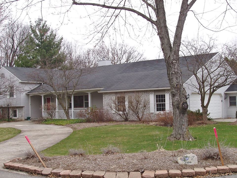 Sprawling Home On Wooded Lot